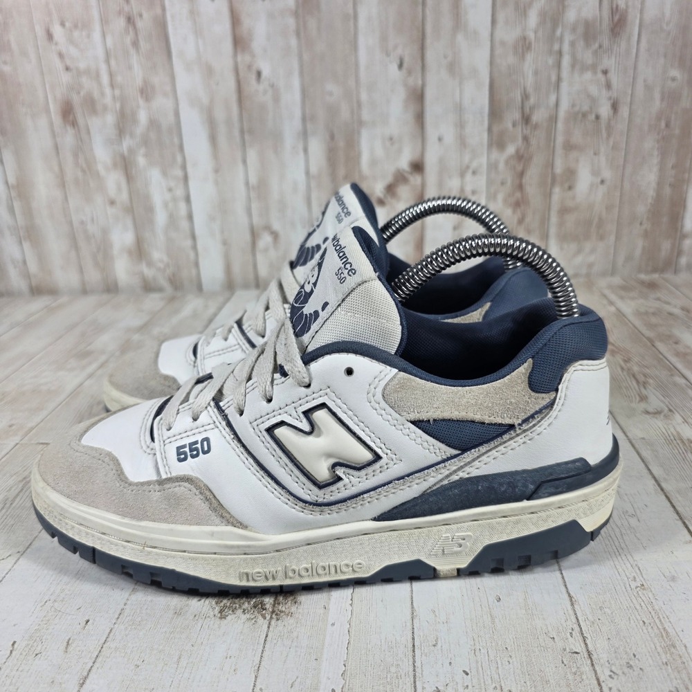 New Balance 550 White Navy Grey Leather Suede Sneakers Womens 7 Mens 5.5 - Picture 4 of 8